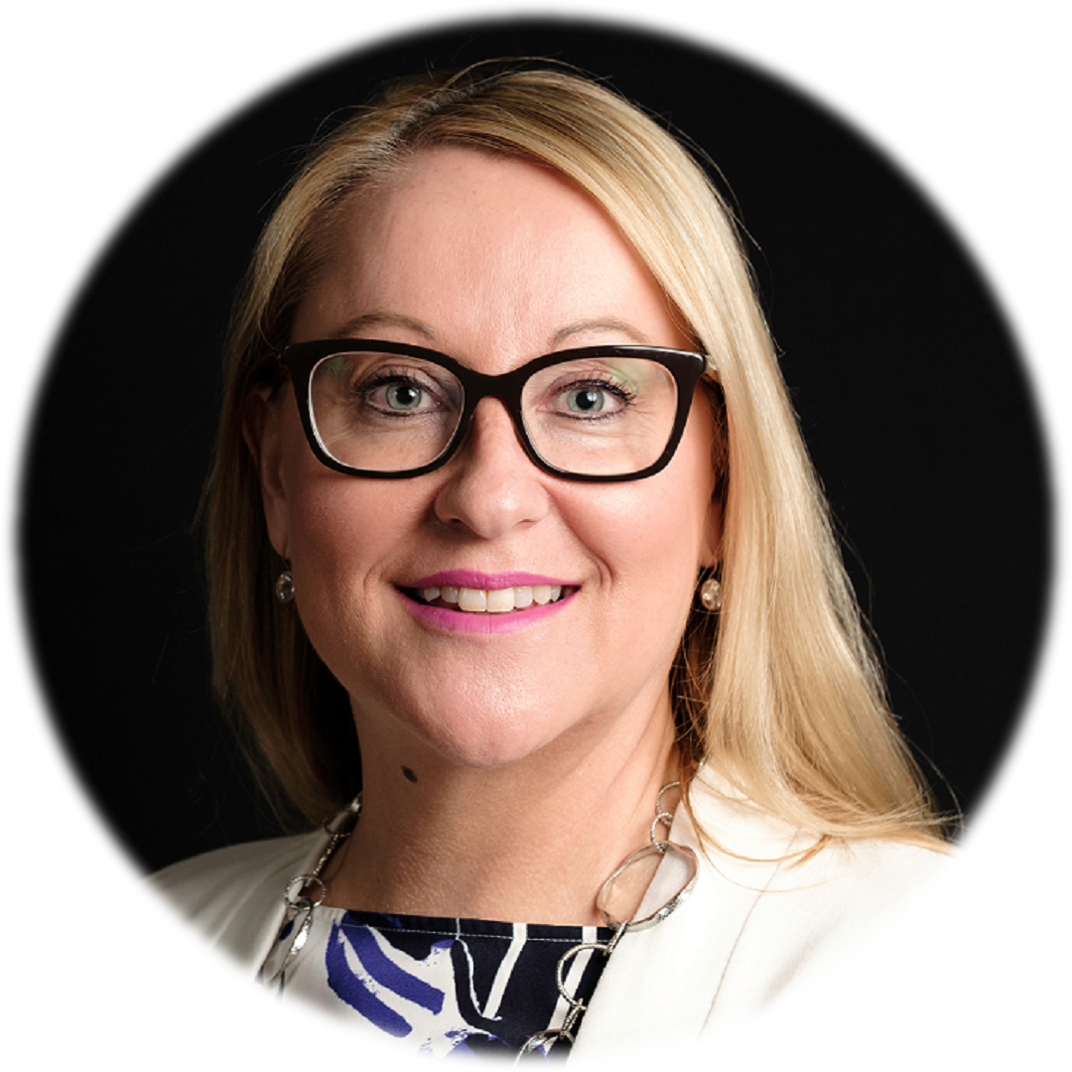 Professional portrait of business coach Pam Underdown